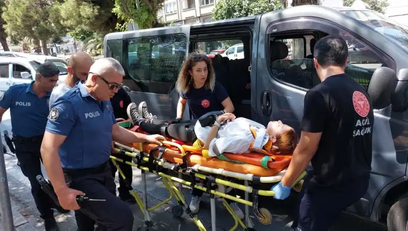 Samsun'da Minibüs Kazası: Kamyonla Çarpışma Sonrası Olay Yerinde Neler Oldu?