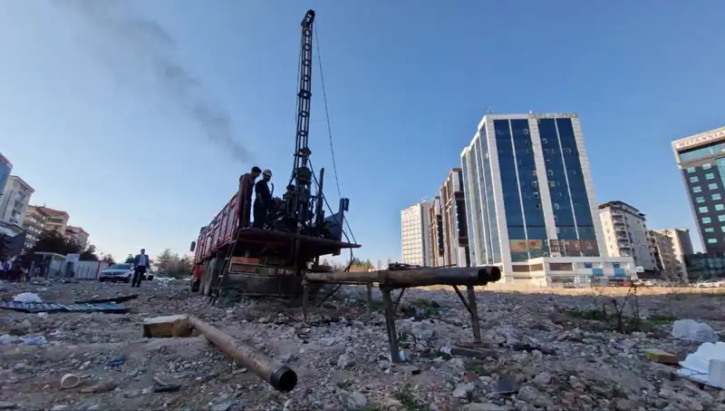 Galeria Sitesi'nde Tarihi Kazı: 89 Kişinin Mezarı Ortaya Çıktı