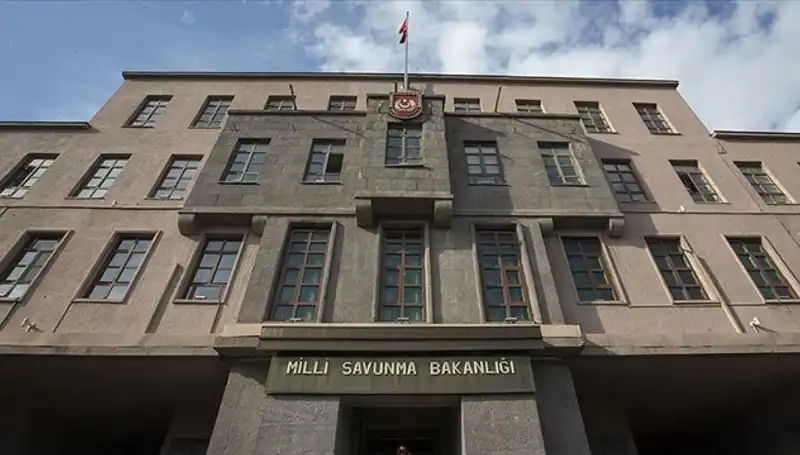 Yunan Askerlerinin Hakaretine TSK'dan Sert Yanıt: Bize Böyle Davranışlar Yakışmaz!