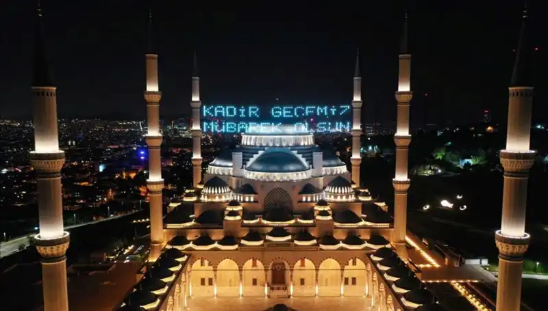 Kadir Gecesi 2025: Hangi Tarihte İdrak Edileceği Hakkında Bilgiler