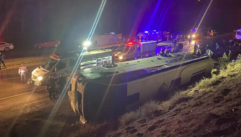 İşçi Servisinin Şarampole Devrilmesi: 23 Yaralı, Olayın Detayları Ne?