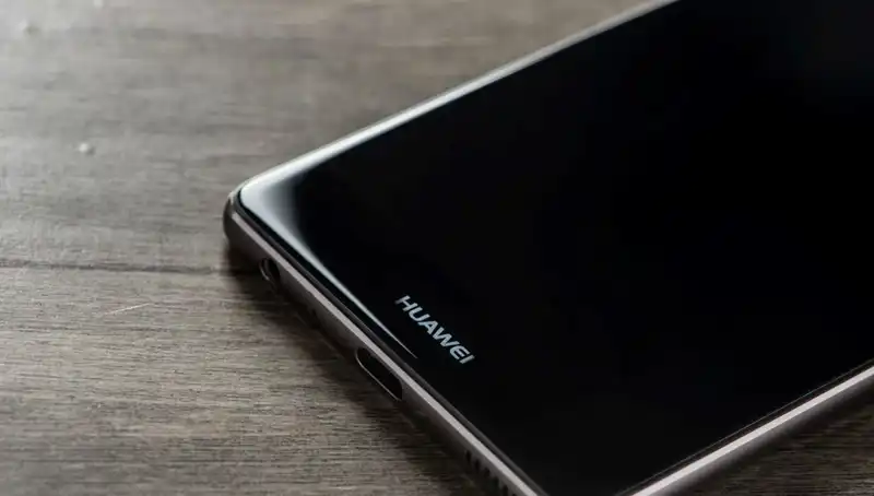 Huawei’nin Beklenen Katlanabilir Telefonu: Yenilikler ve Fırsatlar
